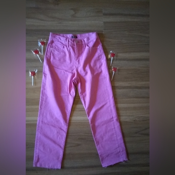 Express Pants - Express Pants